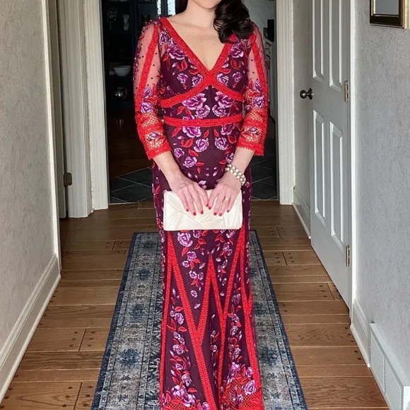 MARCHESA NOTTE Wine Floral Lace  Mesh Embroidered  Gown Red Pink Purple Size 8 - Picture 11 of 11